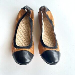 Vince Camuto Women's Impella Ballet Flat‎ Slip On Size 7.5M Black Mustard…